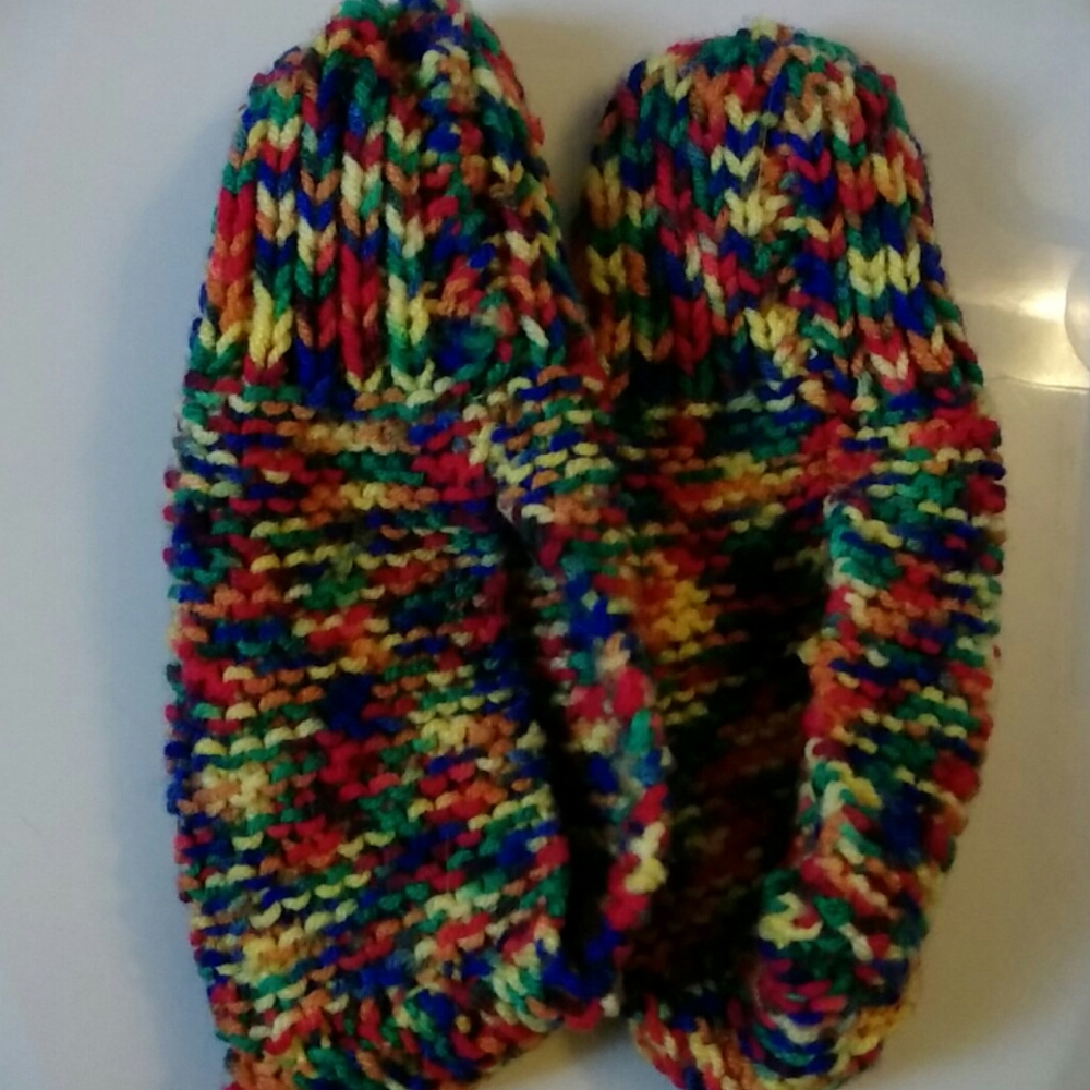 NWOT Colourful Knit Slippers